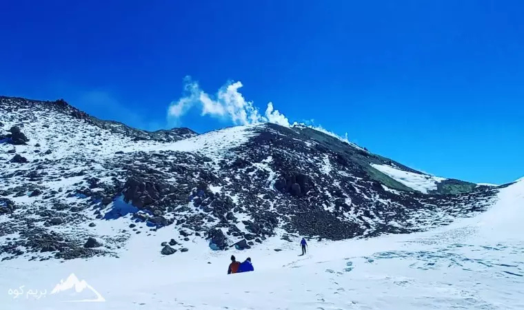 کوه تفتان در کدام استان است