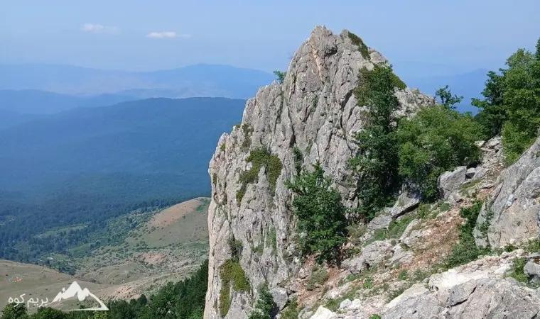 قله خرونرو از آریم