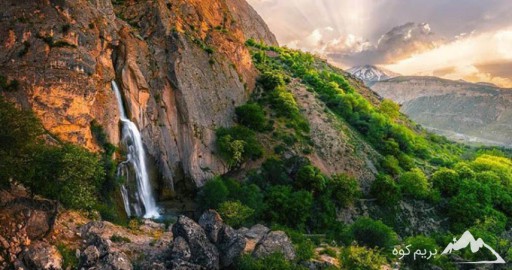 آبشار شاهاندشت بلند ترین آبشار استان مازندران