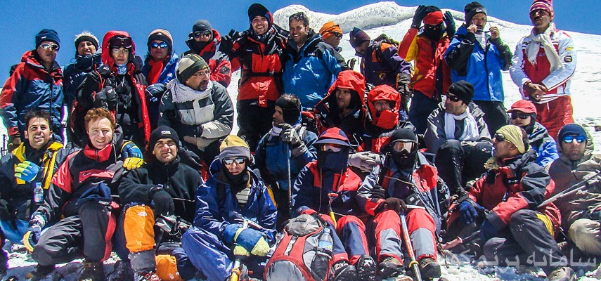 صعود زمستانی به قله‌ی ۵۱۳۷ متری آرارات