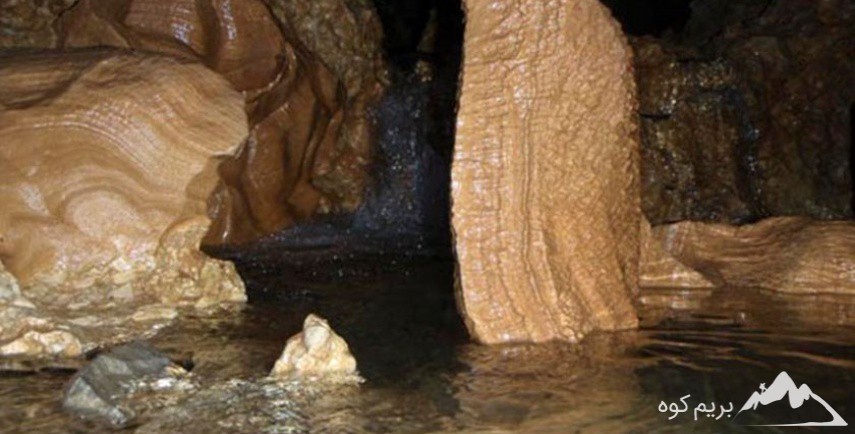 پیمایش غار آبی دانیال