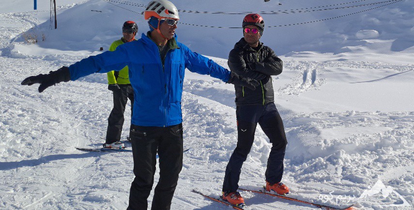 کارآموزی کوهنوردی با اسکی