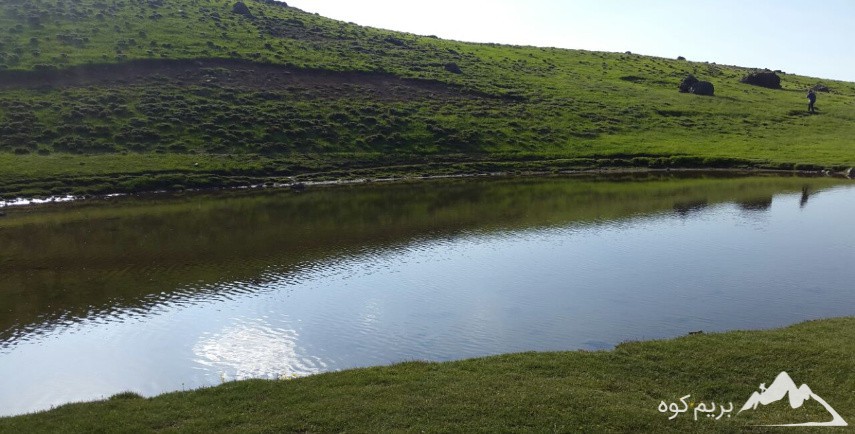 صعود به قله آزادکوه