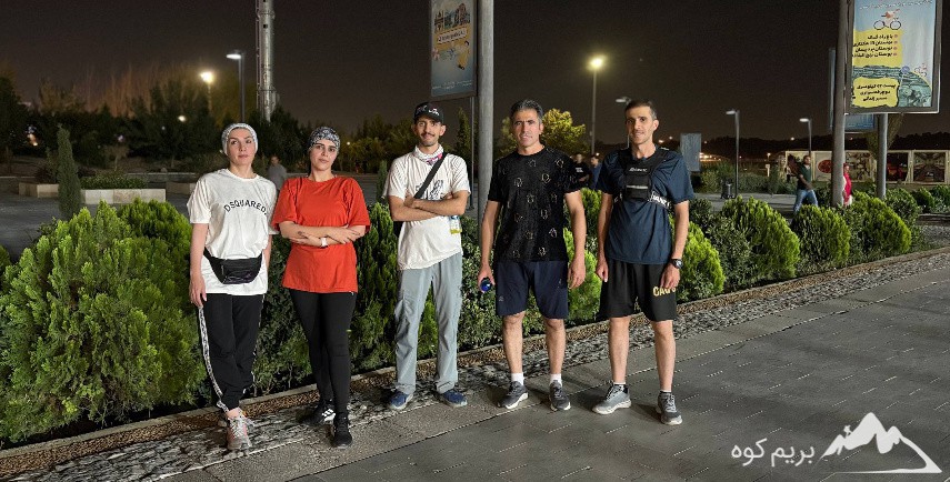 تمرین هوازی در دریاچه چیتگر