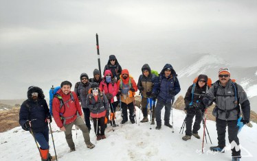 صعود به قله چین کلاغ و پیمایش خط الراس کارا