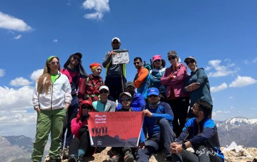 گزارش برنامه صعود به قله آبک
