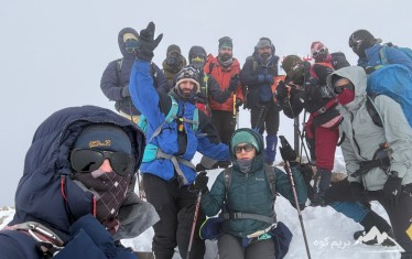 گزارش برنامه صعود به قله بزم چال