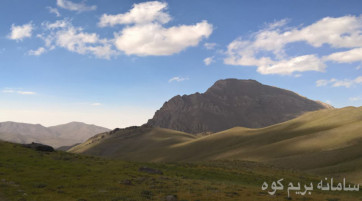 پیمایش قله ازادکوه