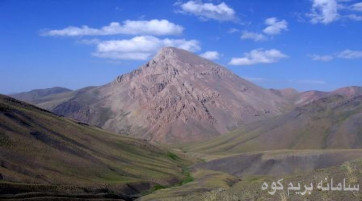 صعود به قله آزادکوه