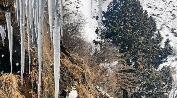 پیاده روی و گلگشت از روستای هیو (توابع نظرآباد) تا چشمه آب زندگانی