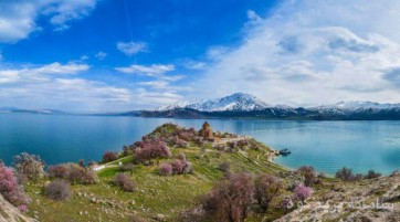 سفر به ترکیه شهر وان