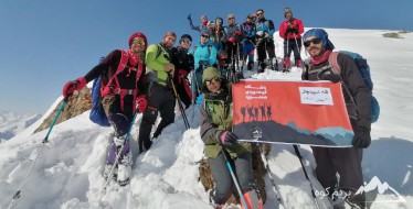 صعود به قله اسپیدچال